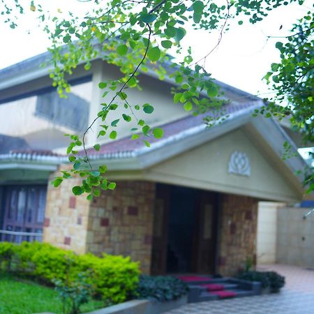 Mk Royal Stay Lonavala Exteriör bild